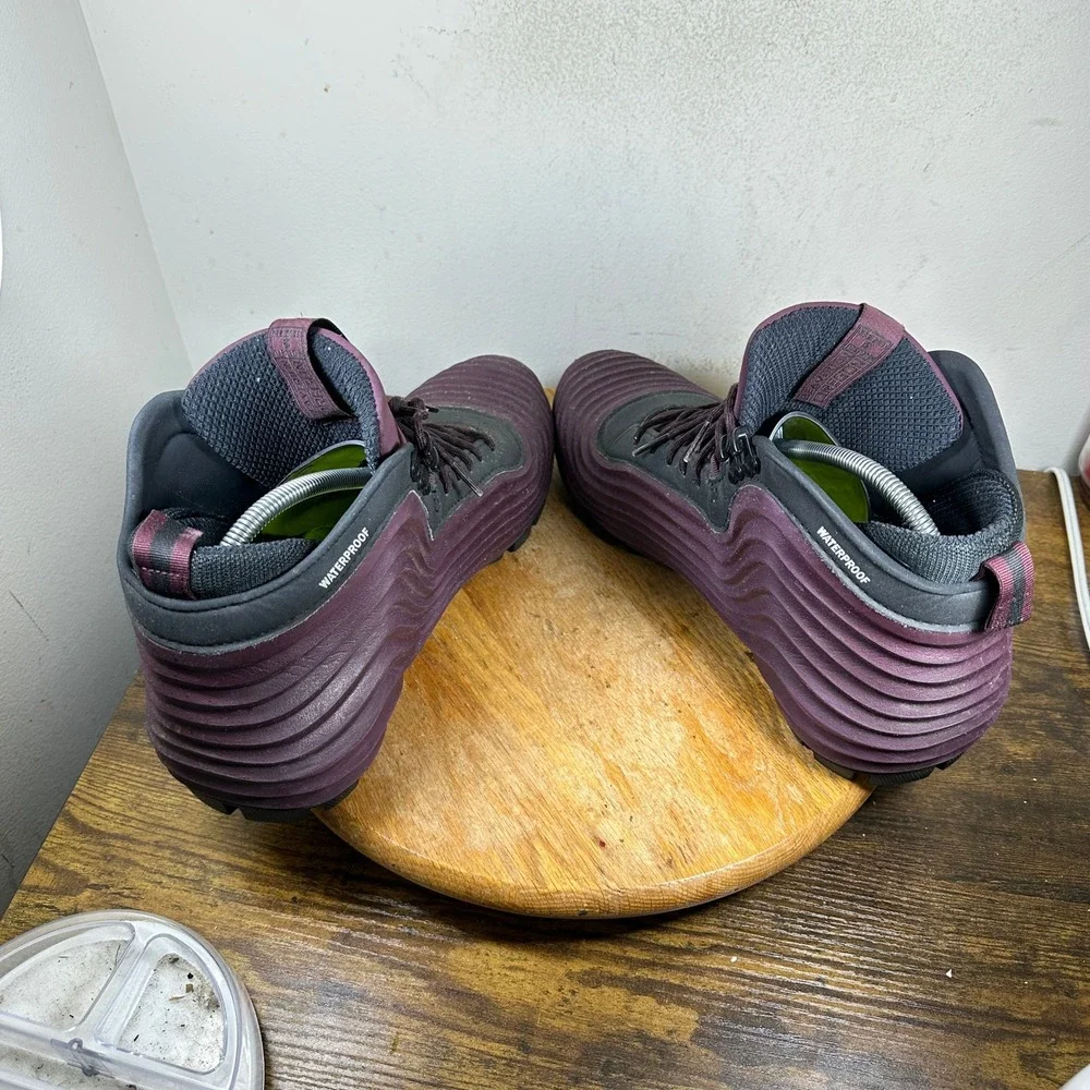 Nike ACG LunarDome 1 SneakerBoot Mens Boots Burgundy 654867-669 Size 11